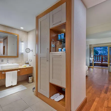 ヒルトン サリジェルメ ＆ スパ 5*