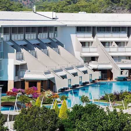 Hilton Sarigerme & Golf 5* 달라만