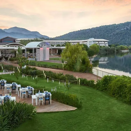 리조트 Hilton Sarigerme & 5*