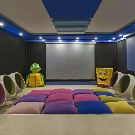 Hilton Sarigerme & אתר נופש 5*