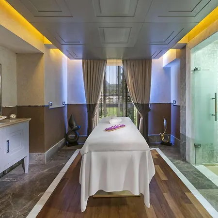 אתר נופש Hilton Sarigerme &