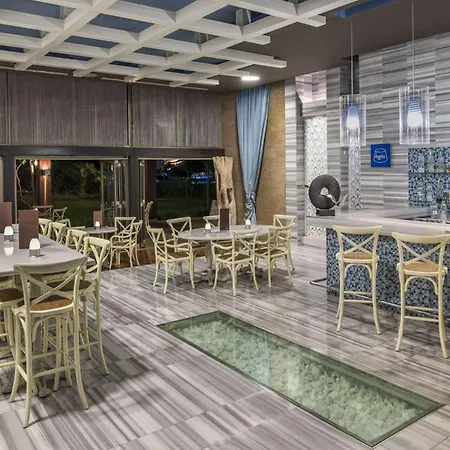 אתר נופש Hilton Sarigerme &