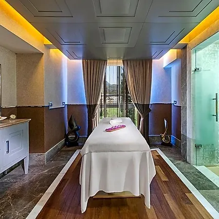 Hilton Sarigerme & Golf منتجع 5*