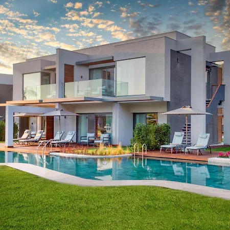 Resort Hilton Sarigerme & Golf 5*