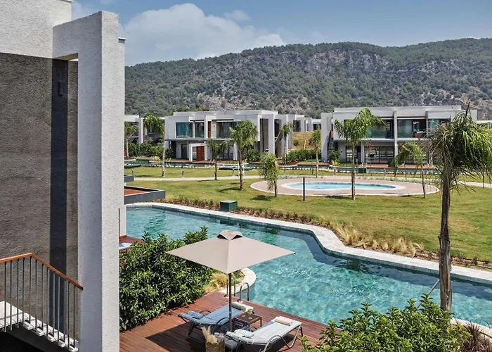 Hilton Dalaman Sarigerme Resort & Golf 5* דלמן
