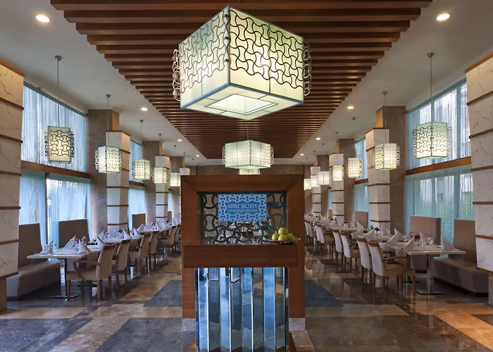 Hilton Dalaman Sarigerme Resort & Golf אתר נופש 5*